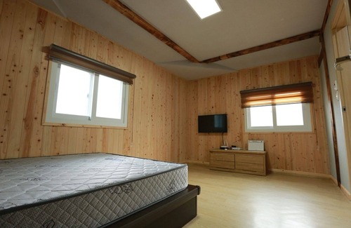 Pyoseon Casa | Seogwipo Chogain inn Guest House