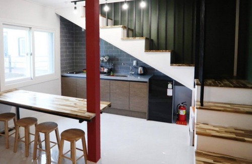 Andeok Casa | Seogwipo Jeju Beluga Pool Villa