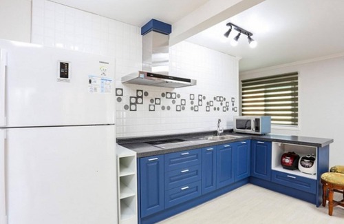 Ganghwa Casa | Seokmodo Beach White House Pension