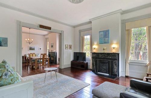 Historic Downtown Savannah Casa | Seona House