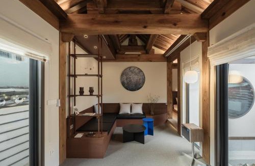 Seochon Casa | Seoul Jongno Hanok Stay Seochonbyuldang-Subway5mim
