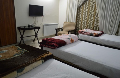 Islamabad Casa | Separate lower ground Floor with central heating system/AC