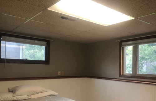 West Bloomington Casa | Separate studio with entrance pet friendly close airport mall of America