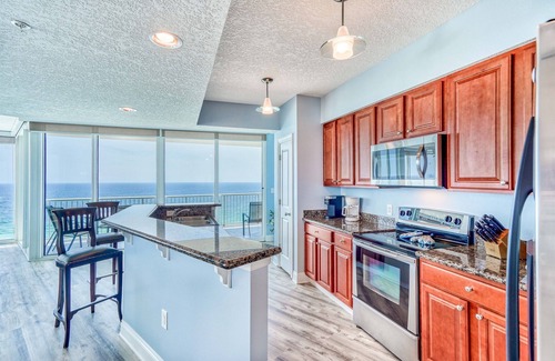 West Panama City Beach Complejo | Gorgeous Corner Views! Book Late Summer/Fall