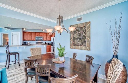 West Panama City Beach Complejo | Gorgeous Corner Views! Book Late Summer/Fall