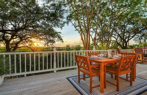 Marble Falls Casa | 25% Off Aug! Marble Falls Suite in Downtown