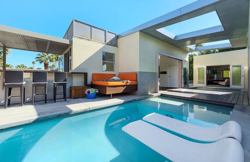 Twin Palms Casa | 30+ Stay! Beautiful Vacation Home W/Pool,Jacuzzi & Fire Pit