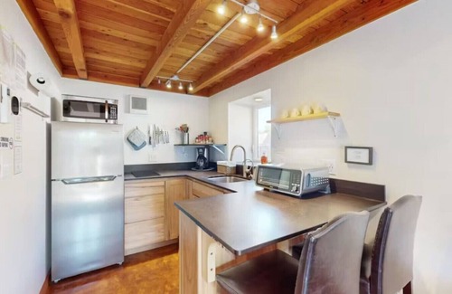 Eureka Cabaña | Sequoia Cottage