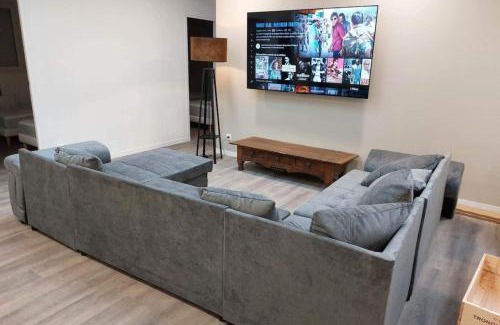 Saint-Etienne-du-Rouvray Apartamento | SER LOFT 8 Grand appartement 8 chambres idéal groupes pros et familles