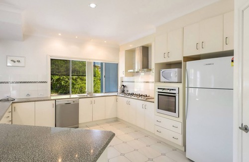 North Creek Casa | Serendipity - 4 BR beachfront Lennox Head home