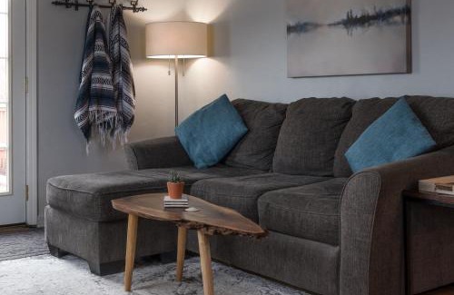 Joseph Casa | Serendipity Cottage