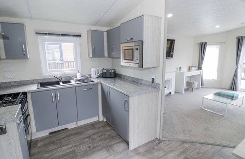 Evesham Cabaña | SERENDIPITY, family friendly, character holiday cottage in Evesham