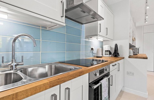 Fishguard Cabaña | Serendipity - QC1603