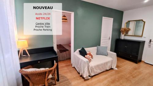 Sens Apartamento | Serene 1BR Oasis in the Heart of Sens Center