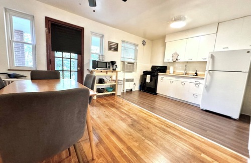 Westwood Apartamento | Serene 2-bedroom apartment with AC in charming Cincinnati