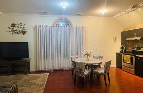 Carmel Apartamento | Serene 2-bedroom spacious apartment