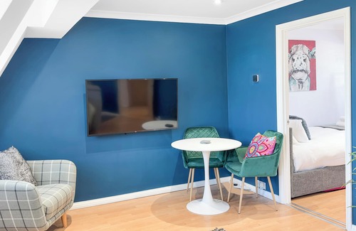 Bishop's Stortford Apartamento | Serene 2BR Retreat in Bishop's Stortford