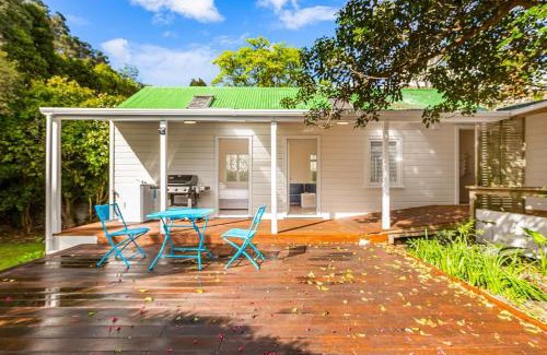 Mount Eden Casa | Serene 2BR Home w Grill & Yard by Zodiak Stays