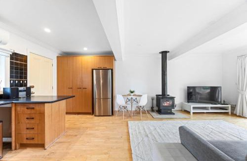 Goughs Bay Apartamento | Serene 2BR Retreat in Goughs Bay Lake Eildon