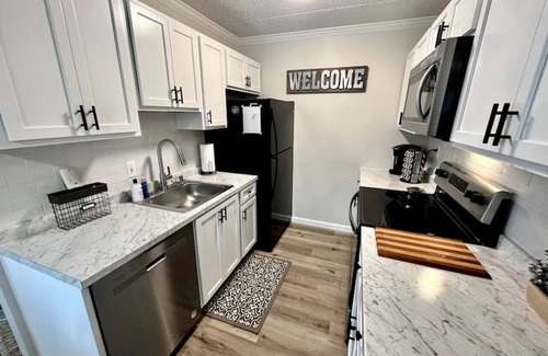 Anglesea Casa | Serene 2BR Seabreeze Escape w/ Inlet Views