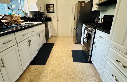 Coral Heights Casa | Serene 3 Bedroom Home with Spacious Pool