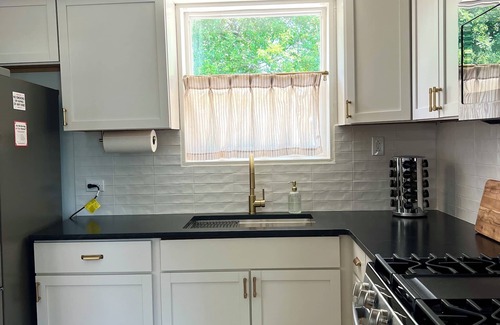 Homewood Casa | Serene 3 Bedroom Home near Downtown Homewood