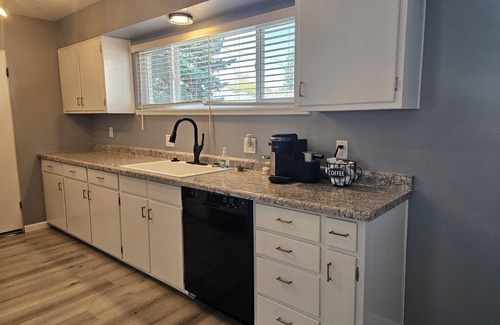 Casper Casa | Serene 4-bedroom house with WiFi in charming Casper