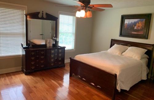 Burgettstown Casa | Serene 6BR country home on 325 acres ATV for rent
