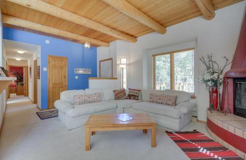 Amalia Casa | Serene Amalia Cabin with Deck and Mountain Views