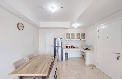 Kesawan Apartamento | Serene And Comfort Living 3Br At Podomoro City Deli Medan Apartment