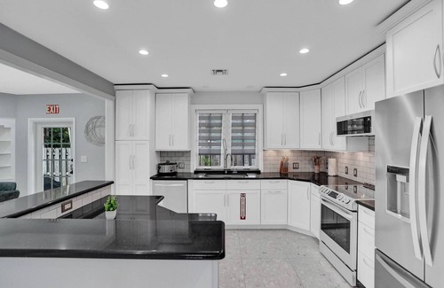 South Lake Villa | Serene Beachside:Pool & Jacuzzi, GameRoom, 3BR/3BA