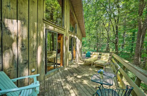 Otis Casa | Serene Berkshires Cabin w/ Deck & Fire Pit!