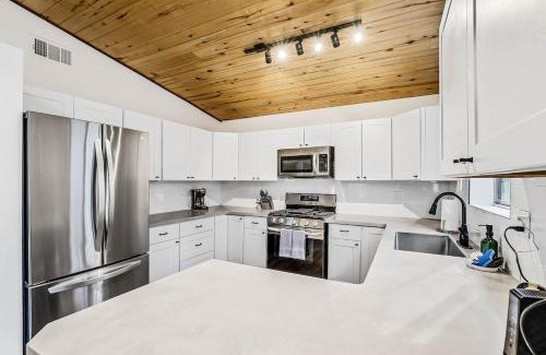 Munds Park Casa | Serene Cabin-Sauna-Game Room