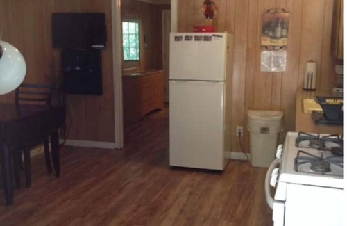 Bogalusa Cabina | Serene Camp Cabin