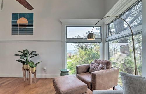 Mashpee Apartamento | Serene Cape Cod Escape with Private Ocean Overlook!