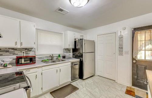 North Charleston Casa | Serene Charleston Home Near Airport Pets Welcome!