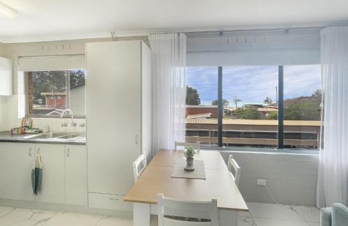 North Batemans Bay Apartamento | Serene Coastal Retreat with Carport