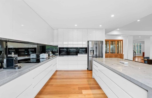 Hastings Casa | Serene Coastal Retreat in Hastings w pool