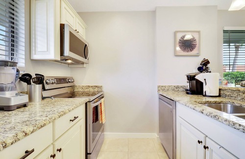 Palm Beach Gardens Cabaña | Serene Cottage in PGA Paradise, 15mn from the Beach