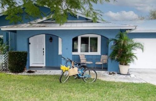 Stuart Casa | Serene Cottage in Stuart