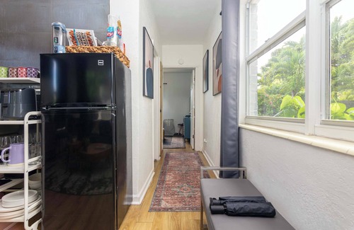 Northeast Miami Villa | Serene Cottage Retreat | Ideal for Couples & Solo Travelers