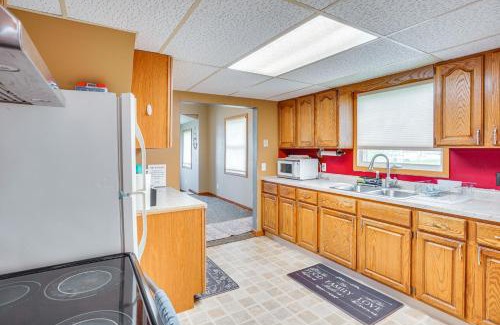 Devils Lake Casa | Serene Devils Lake House with Deck and Fire Pit!