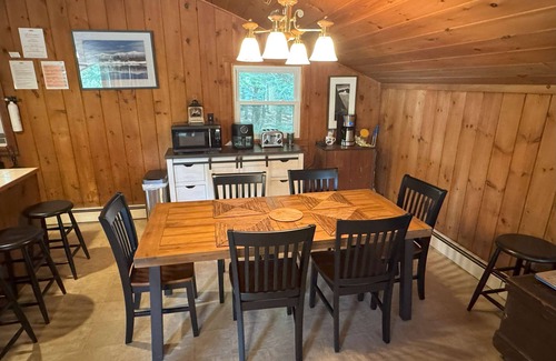 Eidelweiss Village Chalet De Esquí | Serene Forest Chalet - A White Mountains Adventure