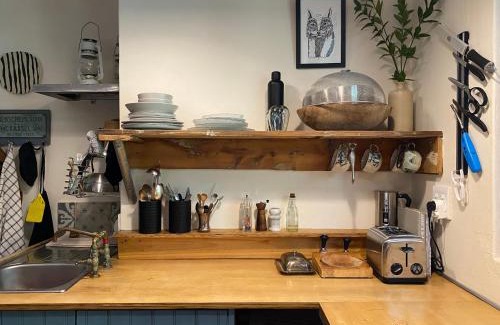 Ceres Apartamento | Serene Garden Flat