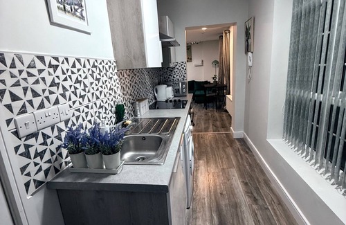 Birmingham City Centre Apartamento | Serene Garden Room Suite City Centre