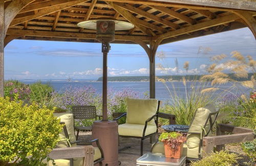 Port Hadlock Apartamento | Serena escapada cerca de la playa con jardín para parejas o aventureros en solitario.