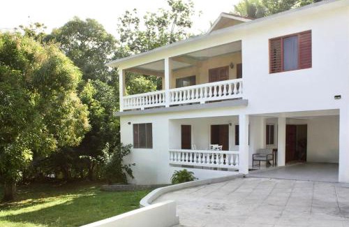Reading Apartamento | Serene Getaway-Newly renovated spacious 2 beds 2 baths