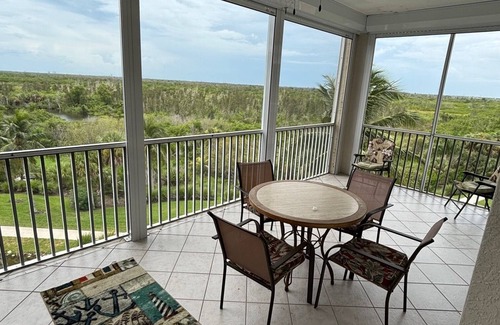 Tropical Cove Condominio | Serene Getaway Overlooking Estero Bay Preserve, Ft. Myers, FL