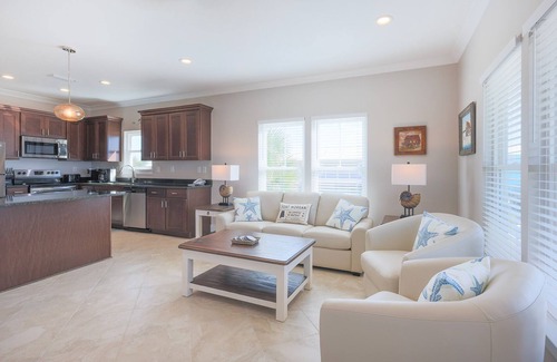 Alabama Gulf Coast Casa | Serene Gulf-front Retreat in Fort Morgan