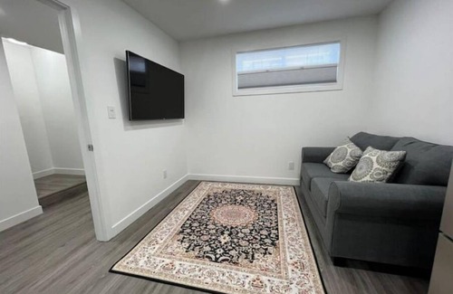 Saskatchewan Casa | Serene Haven in Harbour Landing